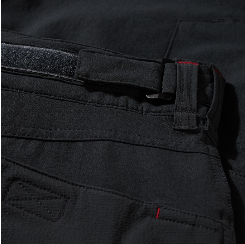 G_UV013_PRO_Shorts_graphite_detail_